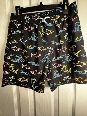 5/$25 EUC Kids Black Shark Print Swim Trunks- WORN ONCE SIZE 10/12